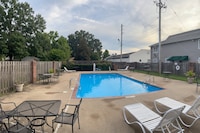 Plantation Oaks Suites & Inn Millington