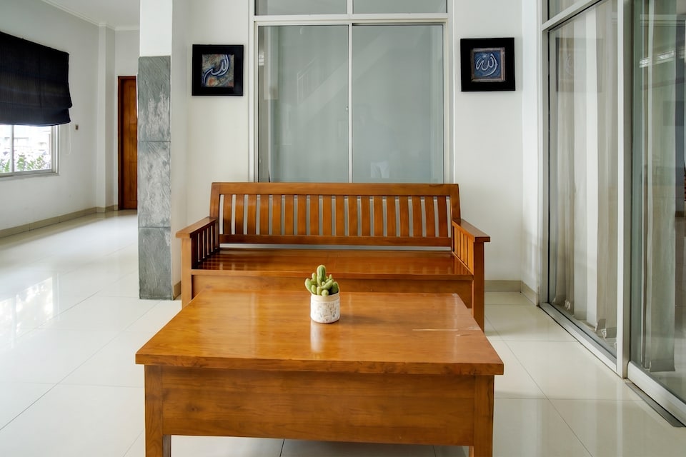 Hotel O near Palembang Square Mall formerly Wisma Faeyza Syakira, Palembang, Palembang