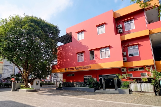 Hotel O near Palembang Square Mall formerly Wisma Faeyza Syakira Syariah