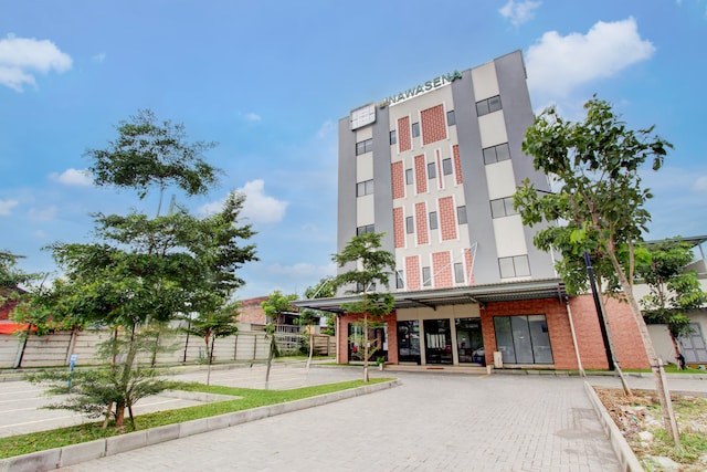 Dancenter D’Nawasena Guest House