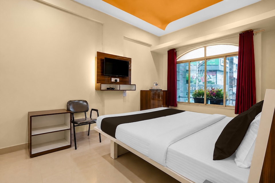 Collection O Dagdu Seth Ganpati Crossway Formerly Malwade Motels, Shivaji Nagar  Pune, Pune