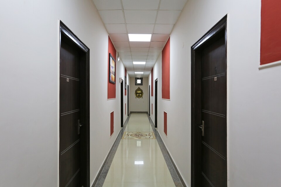 OYO 14098 R R Homes, HUDA CENTRE 1, Gurgaon
