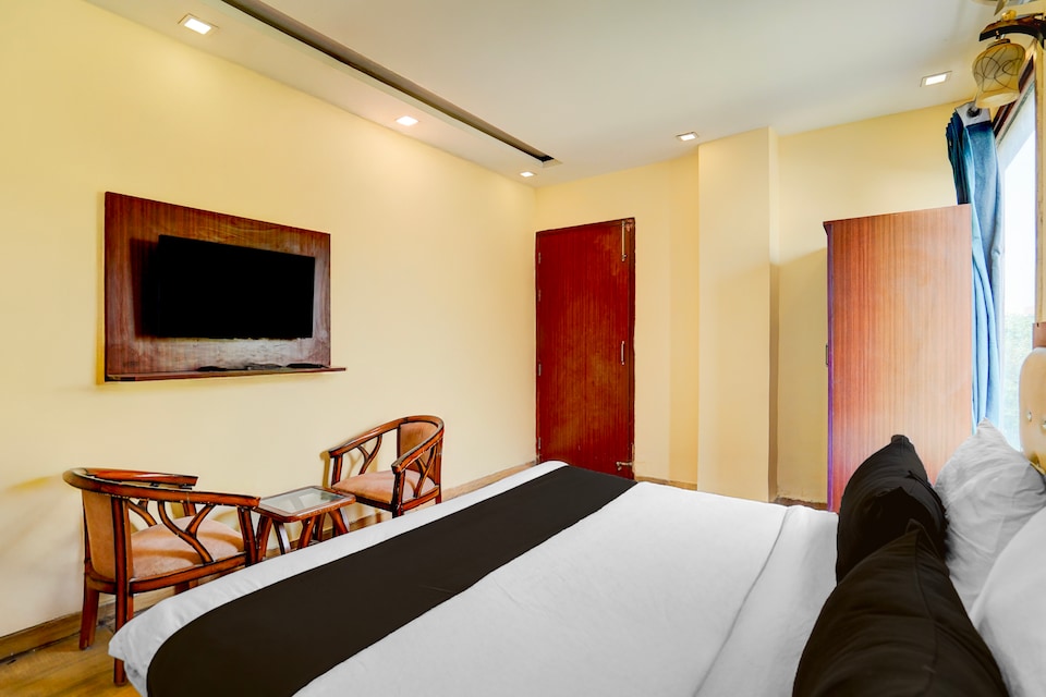 Hotel O Ojas The Nest, Noida City, Noida