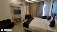 Hotel O Orca Tilak Nagar 