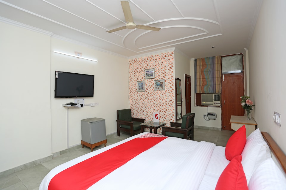 OYO 14100 Hotel D Meridien, Manesar, Manesar