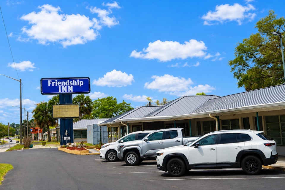 Friendship Inn Near Golf Course Ocala FL, Ocala Central FL, Ocala FL