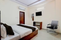 Spot On Hotel New Star Palace