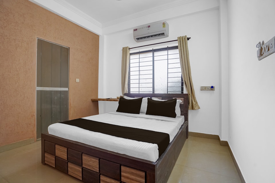 Hotel O Aura Mall Bhopal, New Market Bhopal, Bhopal