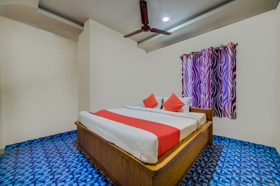 OYO 14116 Hotel Sri Venkata Balaji Residency, Kukatpally, Hyderabad