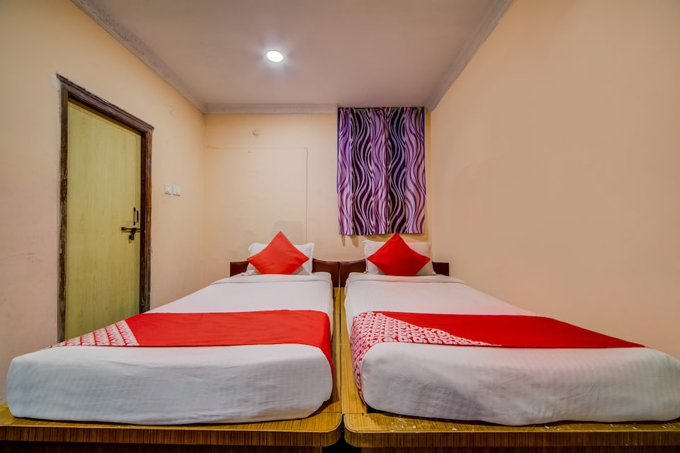 OYO 14116 Hotel Sri Venkata Balaji Residency, Kukatpally, Hyderabad