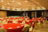 OYO Hotel Samrat Heavens
