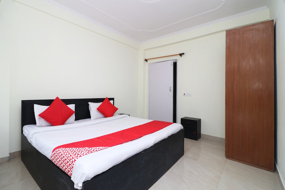 OYO Home 14130 Comfy 2BHK, Bhowali Nainital, Nainital