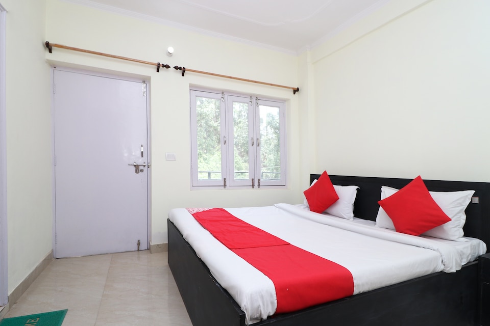 OYO Home 14130 Comfy 2BHK, Bhowali Nainital, Nainital