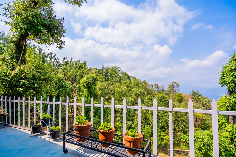 OYO Home 14134 Devdar Cottage Kempty Road, Company Garden Mussoorie, Mussoorie