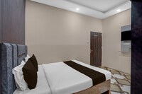 Hotel O 7 Seas