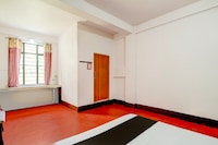 Hotel O The Pillar & Pine Guest House