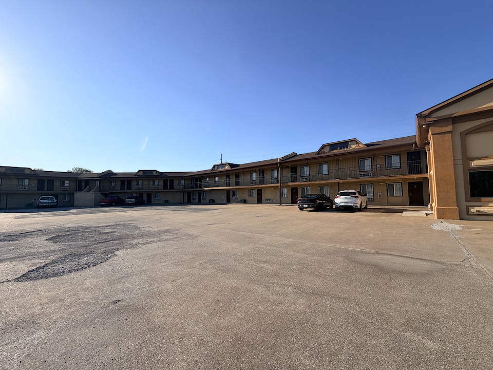 Regal Inn Coffeyville KS US 169, Coffeyville KS, Coffeyville KS