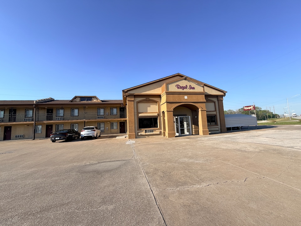 Regal Inn Coffeyville KS US 169, Coffeyville KS, Coffeyville KS