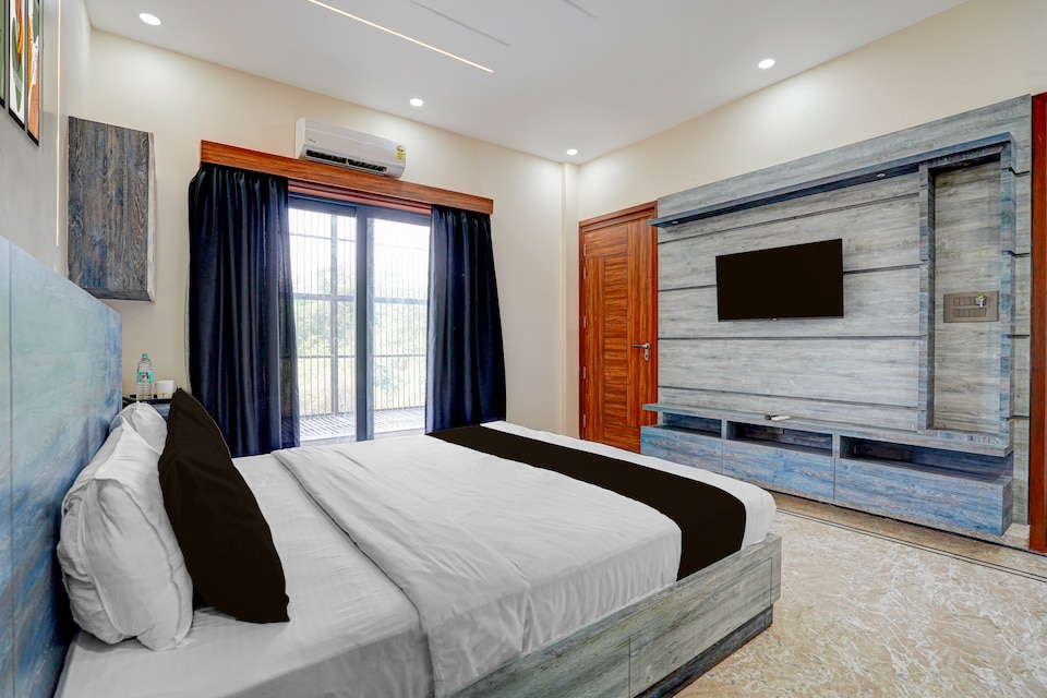 Townhouse PI 1&2 Greater Noida Formerly White Elephant, Greater Noida, Noida