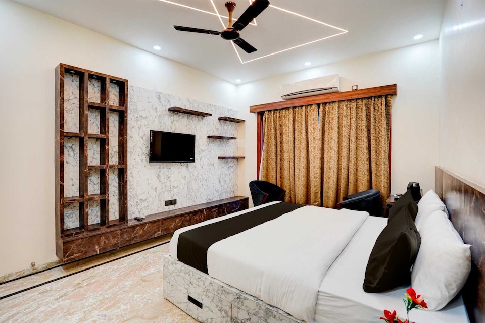 Townhouse  PI 1&2  Greater Noida Formerly White Elephant, Greater Noida, Noida