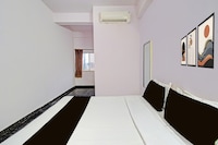 HOTEL O PADMAJA RESIDENCY 