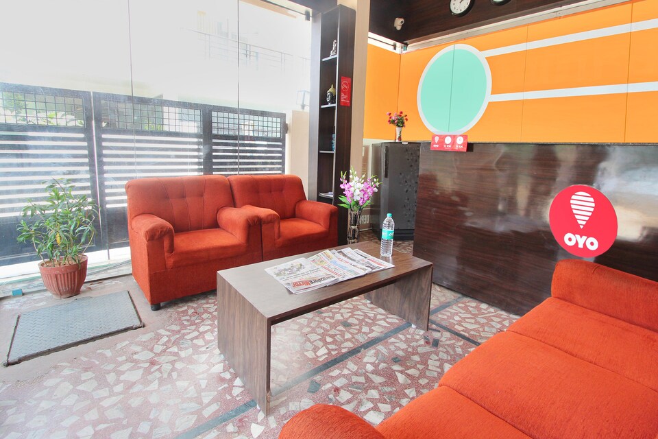 OYO 14143 J S S Comfort, Airport Road Bangalore, Bangalore