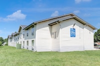 Coldwater Inn & Suites near I 69