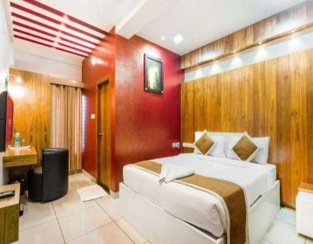 Townhouse Oak Kozhikode Bus Stand Formerly Nextel Inn
