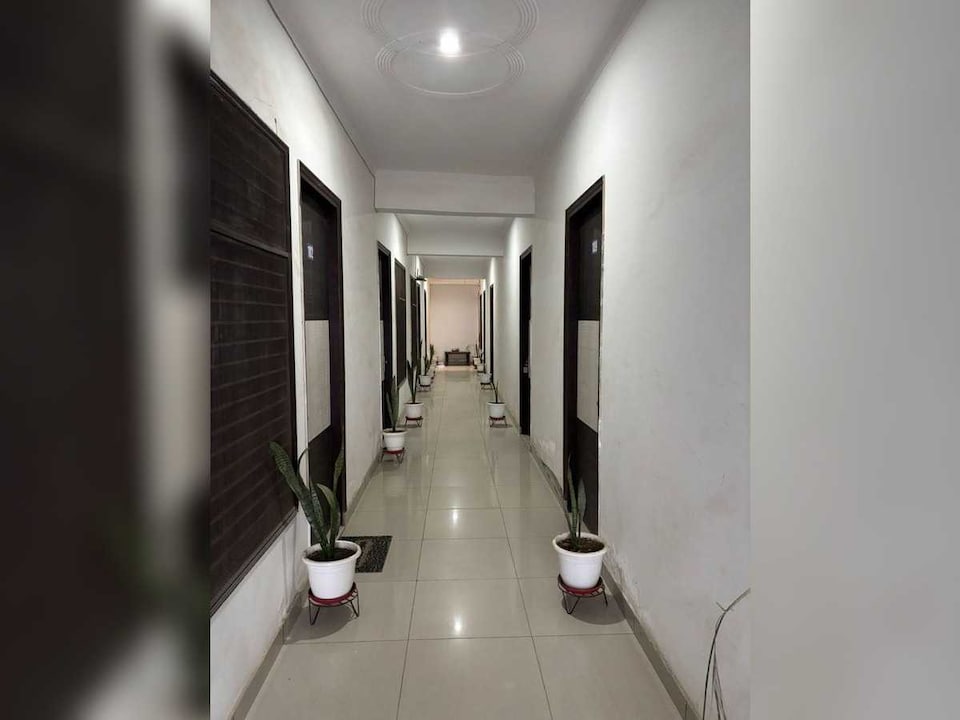 Hindon Banquet & Hotel, Indirapuram Ghaziabad, Ghaziabad