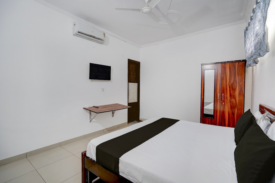 Hindon Banquet & Hotel, Indirapuram Ghaziabad, Ghaziabad