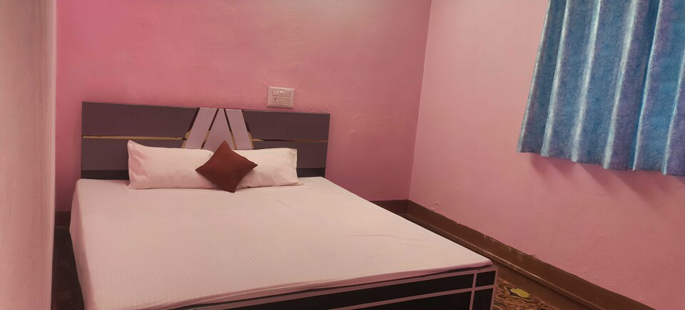 Hotel Sunrise inn, Rajgir city, Rajgir