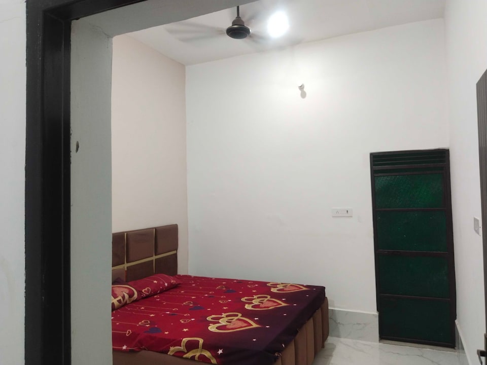 OYO 844508 STAR VIEW GUEST HOUSE /HOMESTAY, Dhanaura, Dhanaura