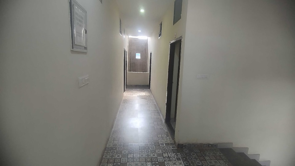 HOTEL O STAR INN, Airport Road - Raipur, Raipur