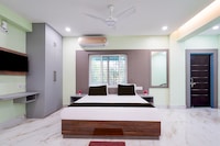 Hotel O Mo Homestay 