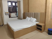 HOTEL O SRN Hotel & Guest House