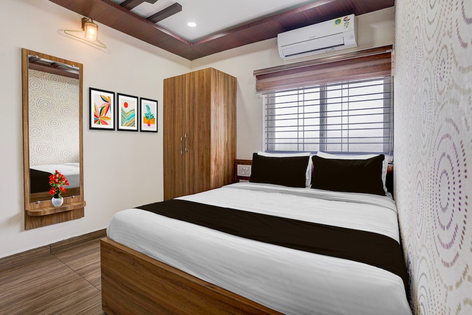 Super Townhouse KMF Dharwad Formerly Shri Durga Comforts, Dharwad, Hubli-Dharwad