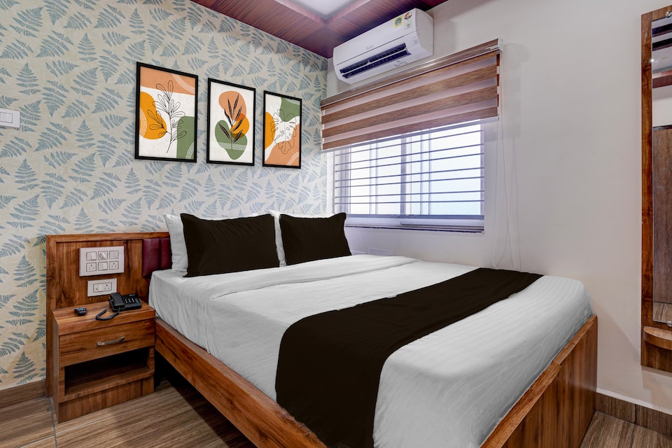 Super Townhouse KMF Dharwad Formerly Shri Durga Comforts, Dharwad, Hubli-Dharwad