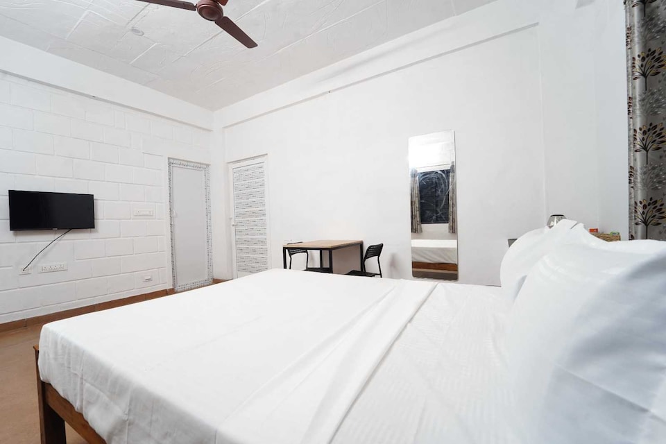 Townhouse Saibaba Colony Bus Terminal Formerly S M Residency, RS Puram Coimbatore, Coimbatore