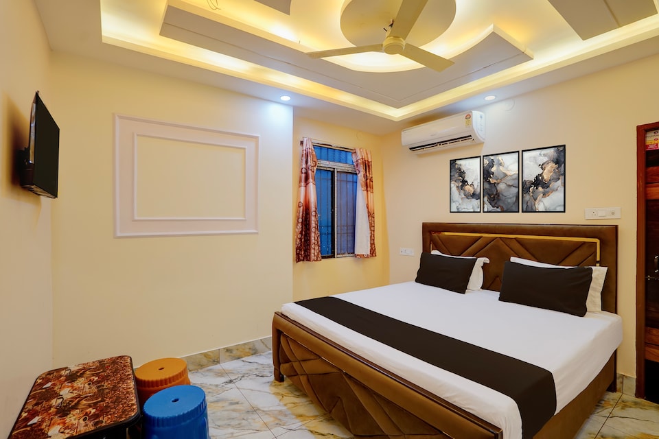SPOT ON Crystal Crown Hotel , Patna, Patna