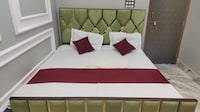 SPOT ON Crystal Crown Hotel 