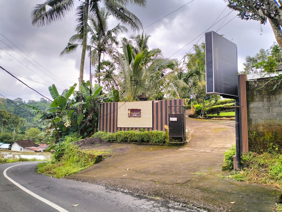 Belvilla near Kembengan Sari Waterpark formerly Liberty Guesthouse Village , Ubud, Bali