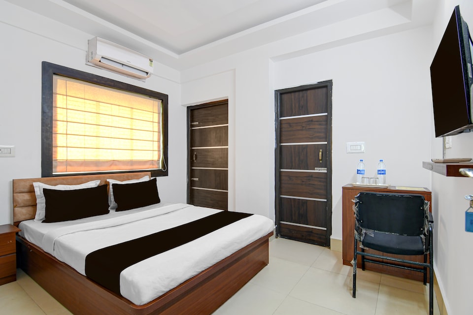 Hotel O  Maa Durga , New Town, Kolkata