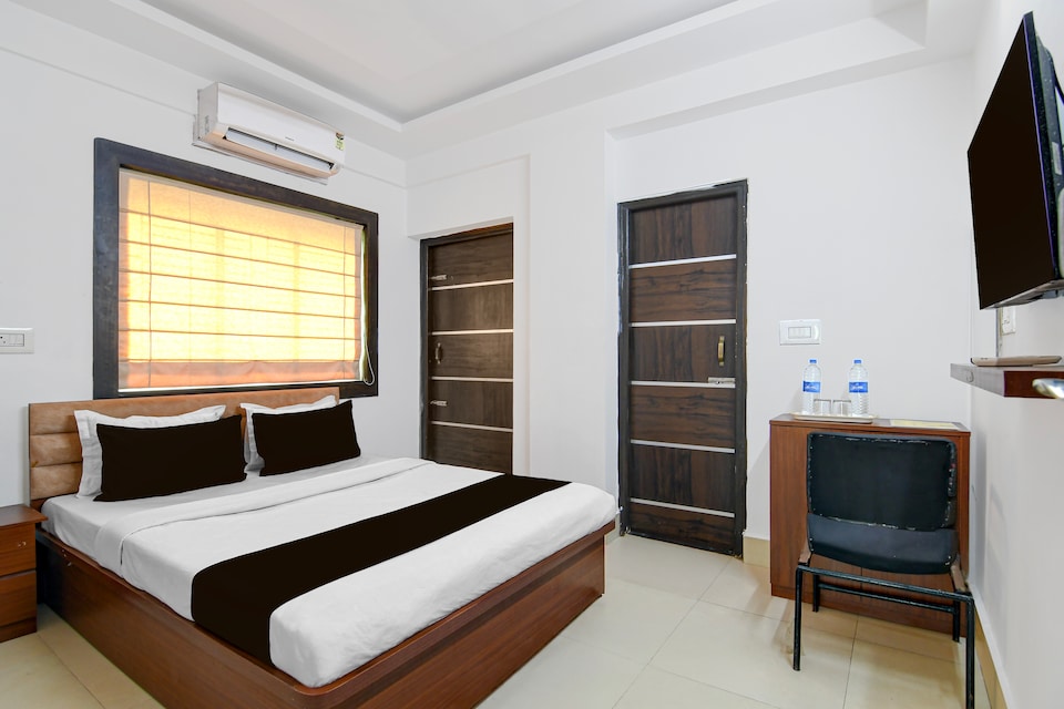 Hotel O  Maa Durga , New Town, Kolkata