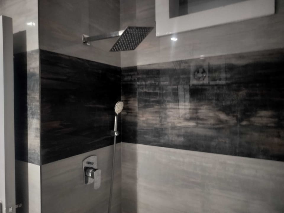 Hotel O Sunshine , Jammu, Jammu