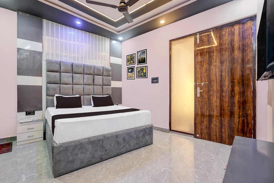 Hotel O M S GALAXY , Barra Kanpur, Kanpur