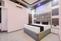 Hotel O M S GALAXY 