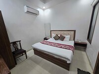 Townhouse Swarn Mandir Formerly Nirvana Grand