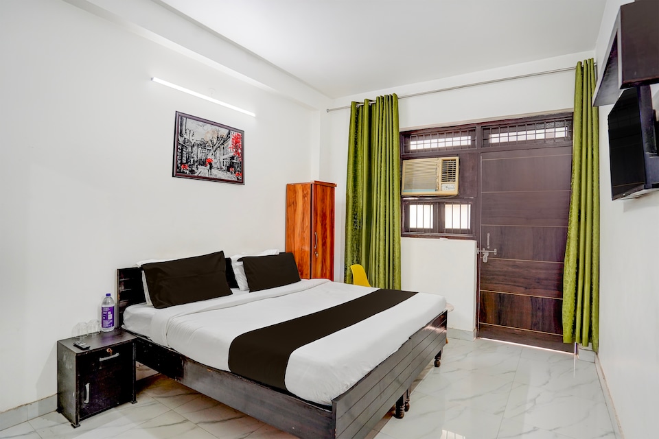 Hotel O  Accelerated Residency, Noida City, Noida