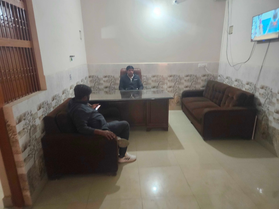 Hotel O  Accelerated Residency, Noida City, Noida