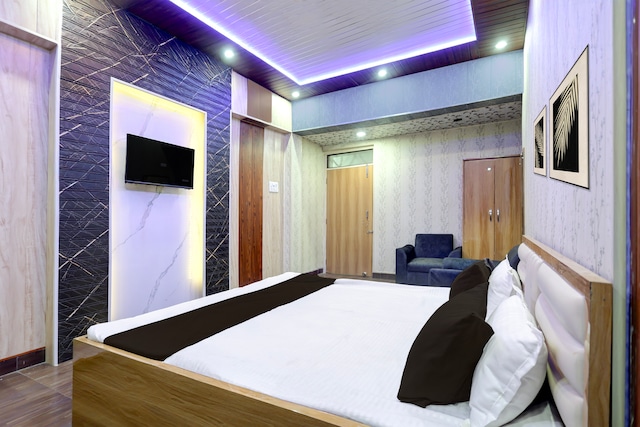 Hotel O R R International 
